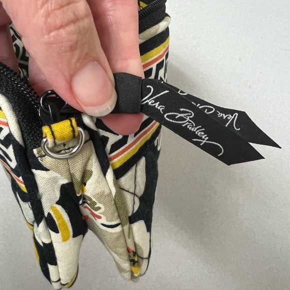 Vera Bradley Dogwood black yellow wristlet clutch - Picture 4 of 9